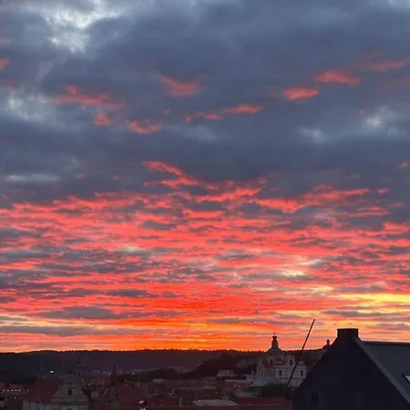V3 In The Old Town With View
