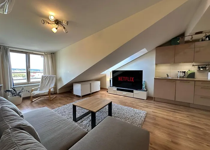 V3 In The Old Town With View