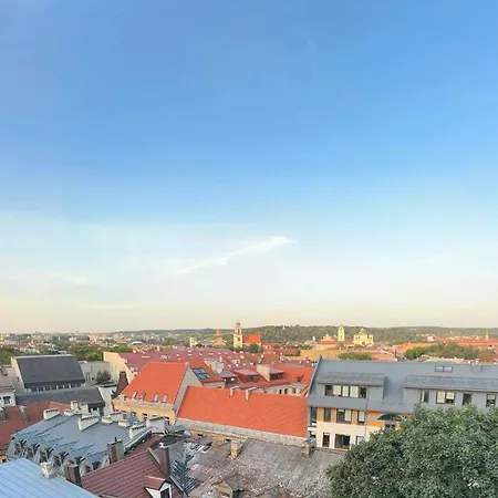 V3 In The Old Town With View